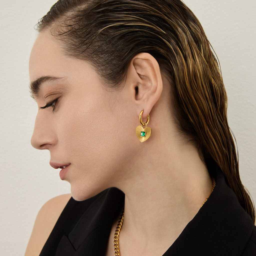 Conjunto Coração Esmeralda Banhado em Ouro 18k