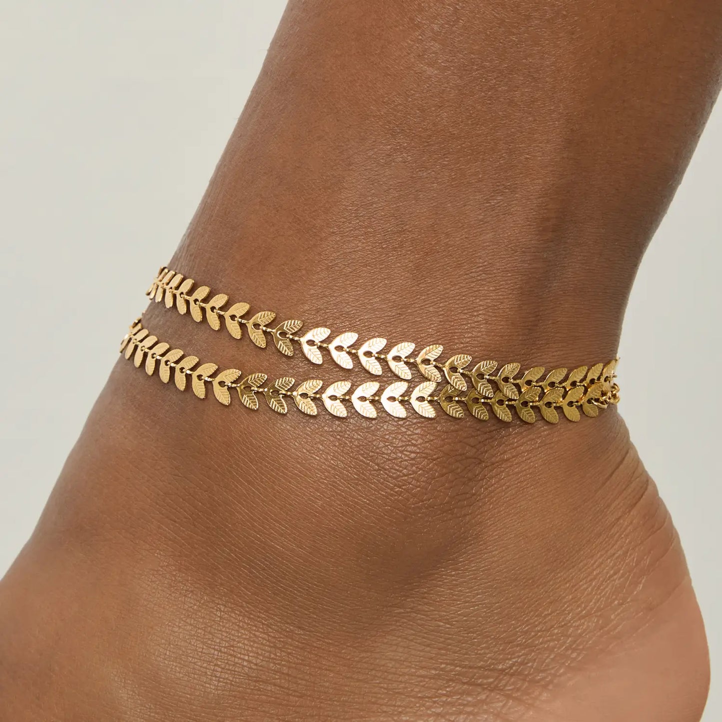 Choker Pinhais Banhado em Ouro 18k